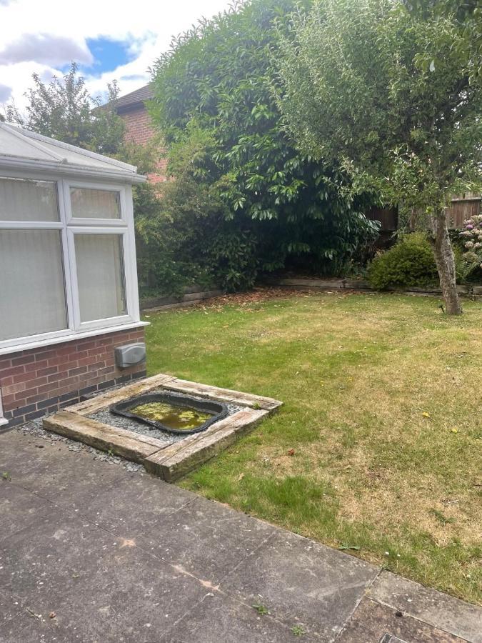 5 Bed House, 32 Tutbury Avenue, Cannon Park, Coventry, Cv4 7Bj Villa Exterior photo